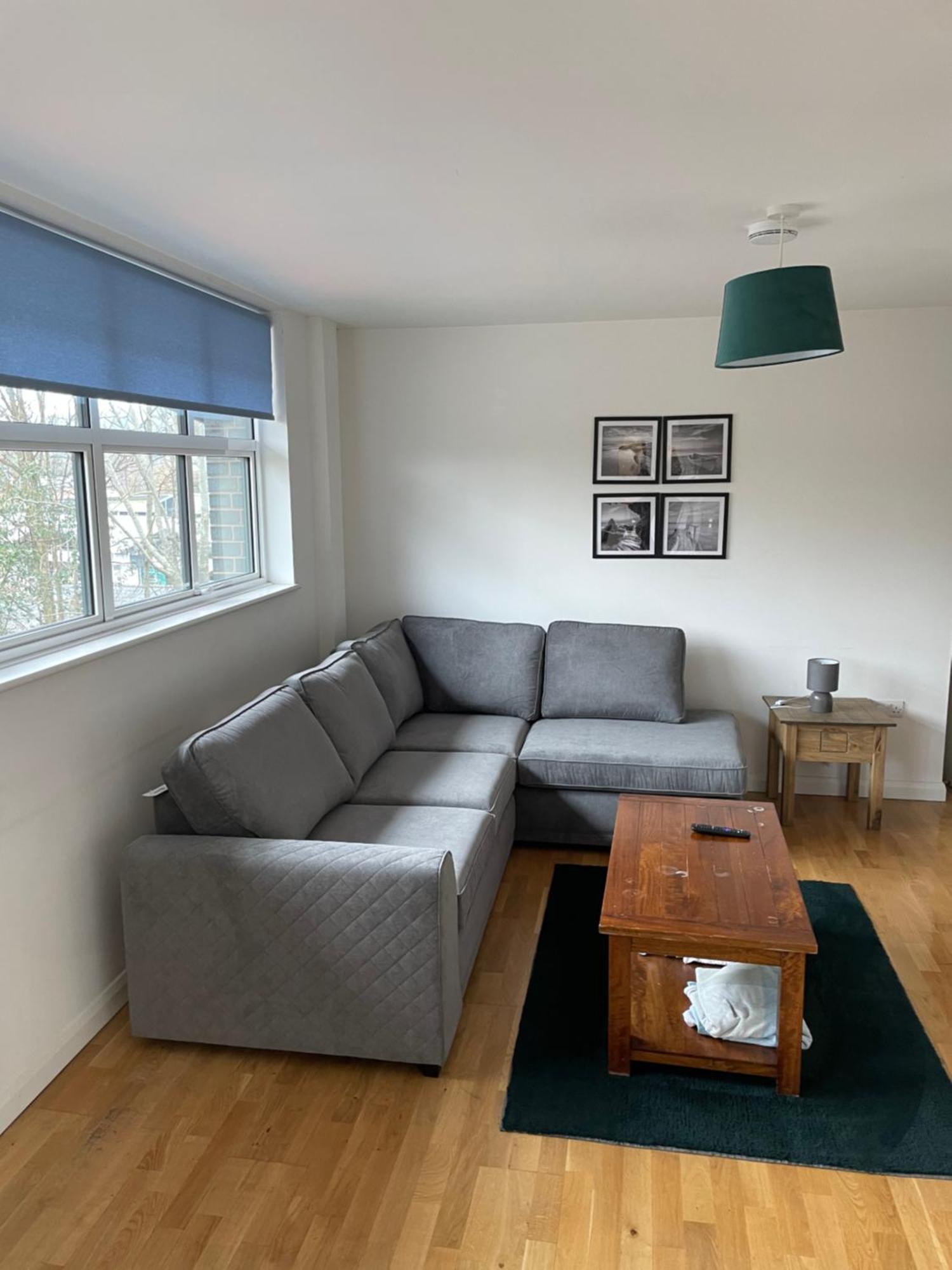 2 Bed City Centre Flat Bath Exterior foto